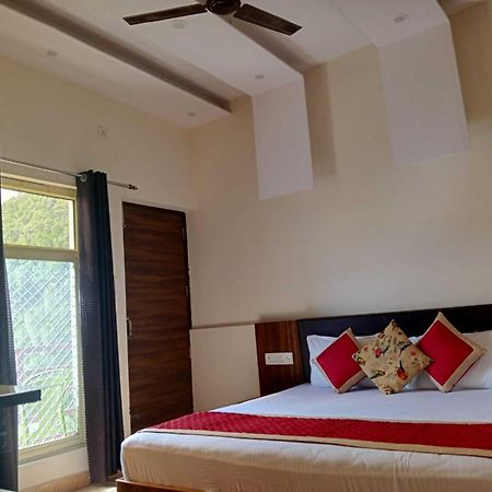 Sunny Pines Resort Лансдаун Екстер'єр фото