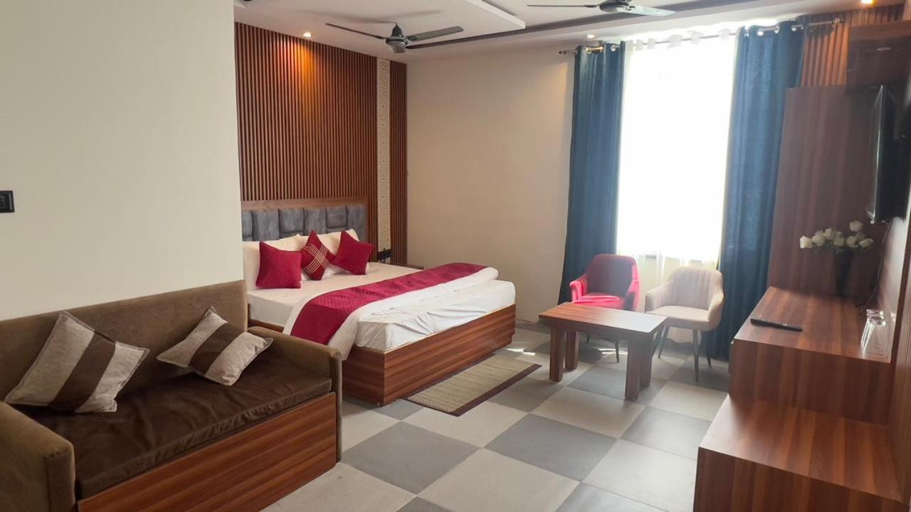 Sunny Pines Resort Лансдаун Екстер'єр фото